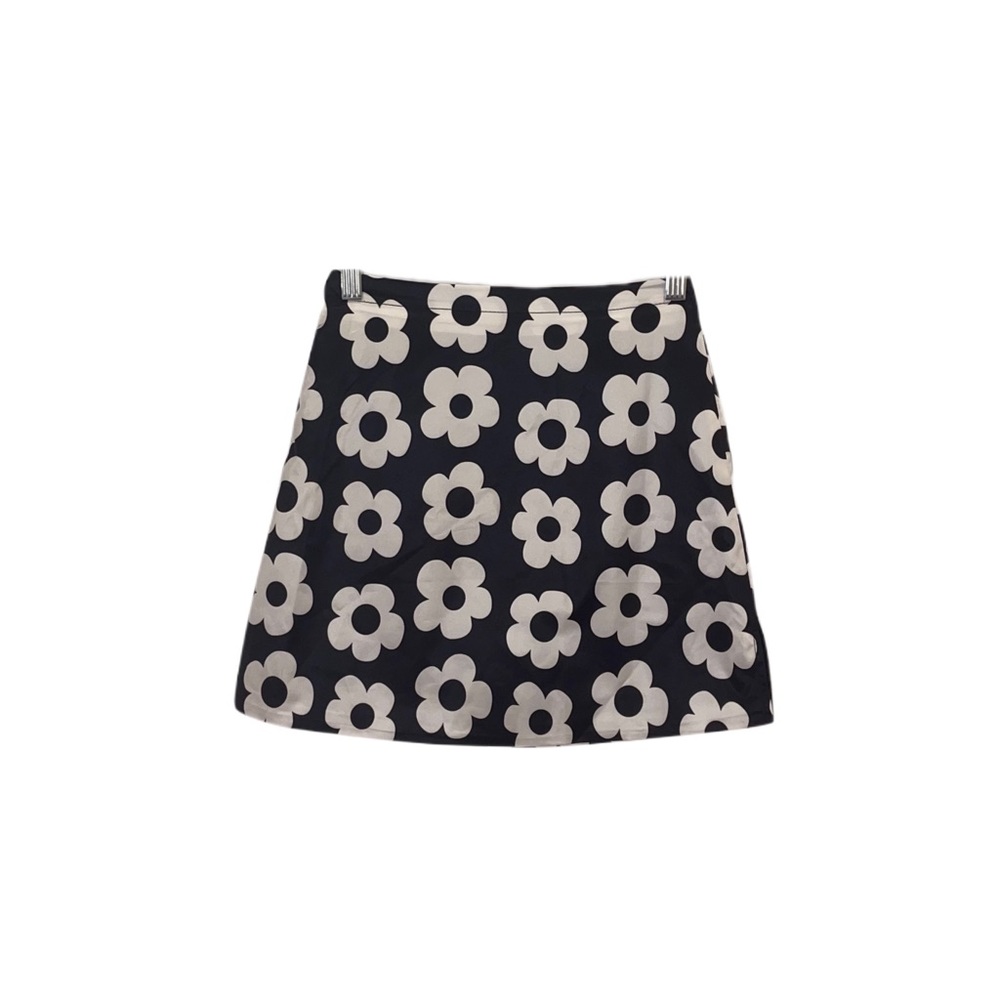 Retro Daisy Printed Mini Skirt